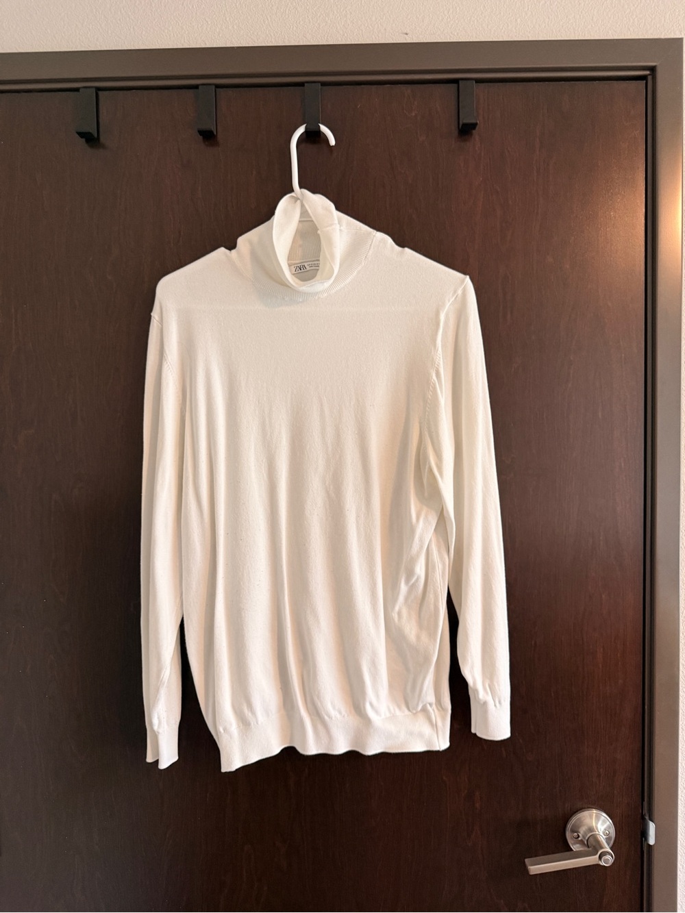 Zara Men's White Turtleneck Sweater - Slim Knit